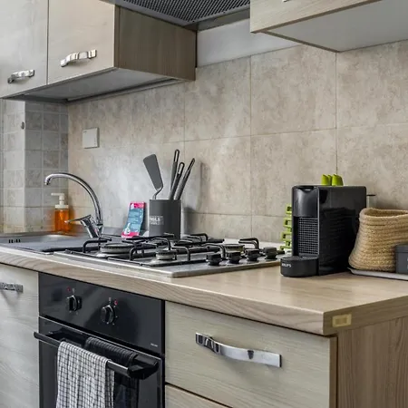 Apartment Tiburtina *